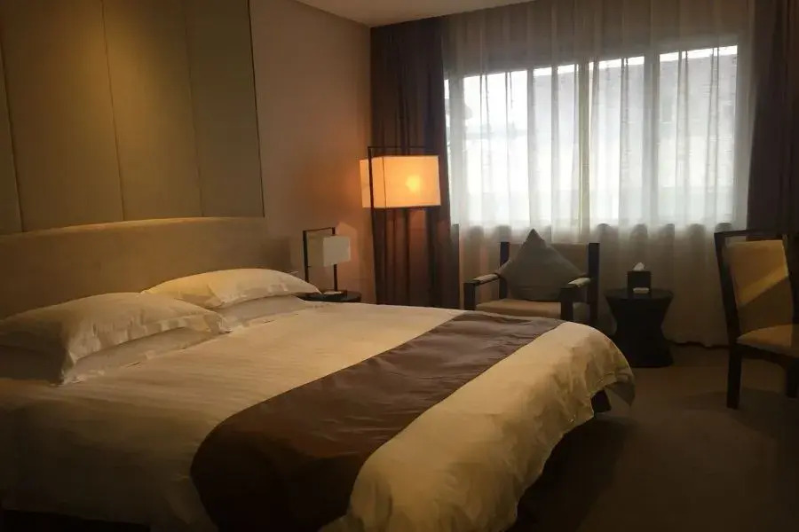 Fengqi Hotel