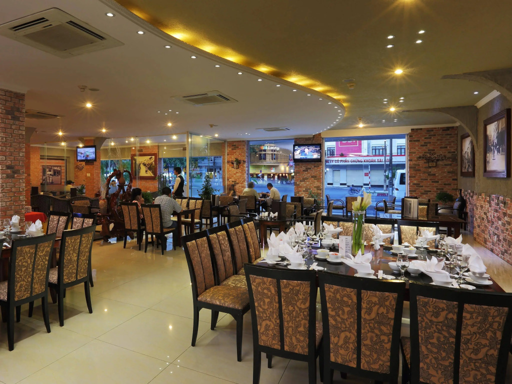 Royal Saigon Hotel