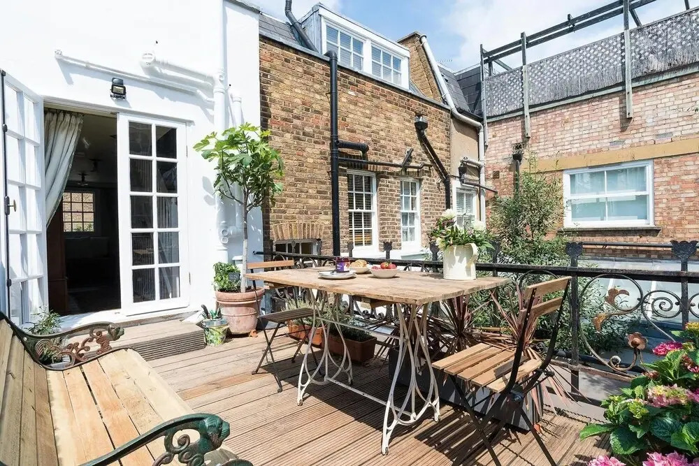 Unique & Cosy 2BR house in Notting Hill!