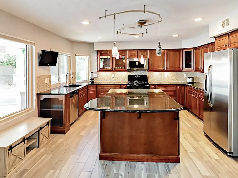 Scottsdale Oasis Home 4 Bedrooms 2.5 Bathrooms Home