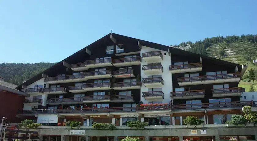 Apartment Saturne 108