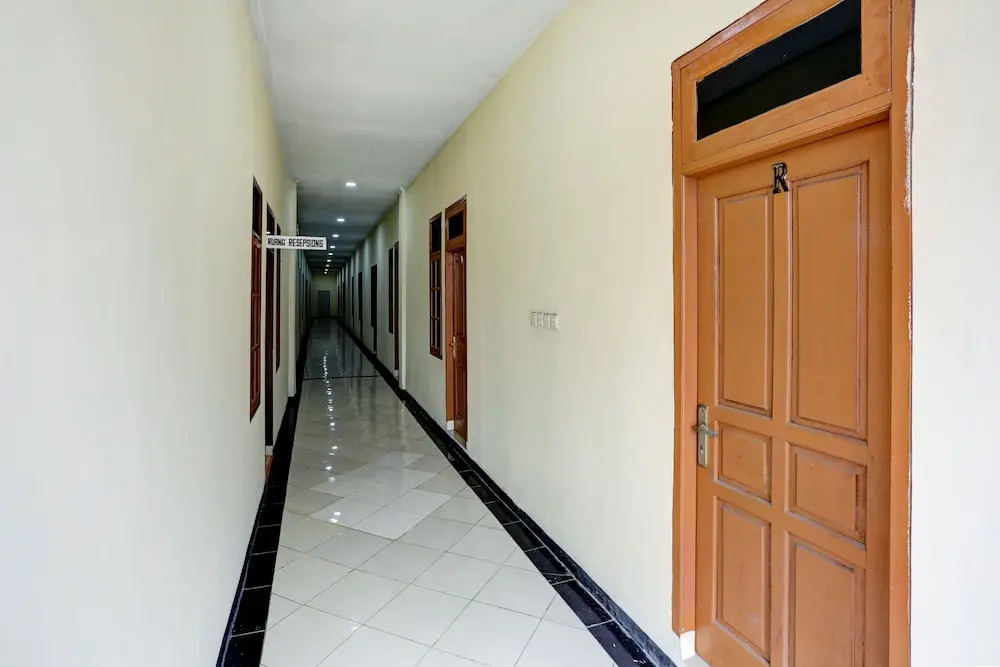 Permata House by OYO Rooms