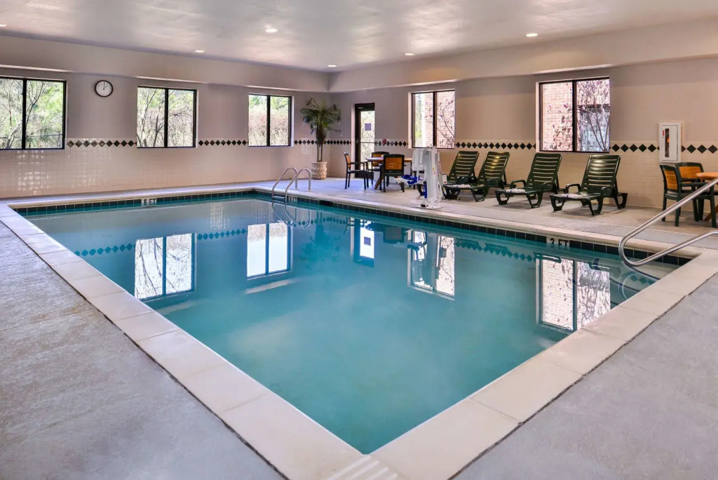 Country Inn & Suites by Radisson Raleigh-Durham Airport NC