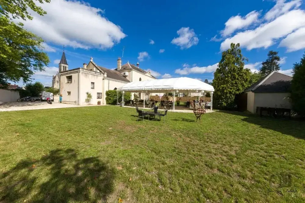 "Maison Dhôtes du Prieuré"