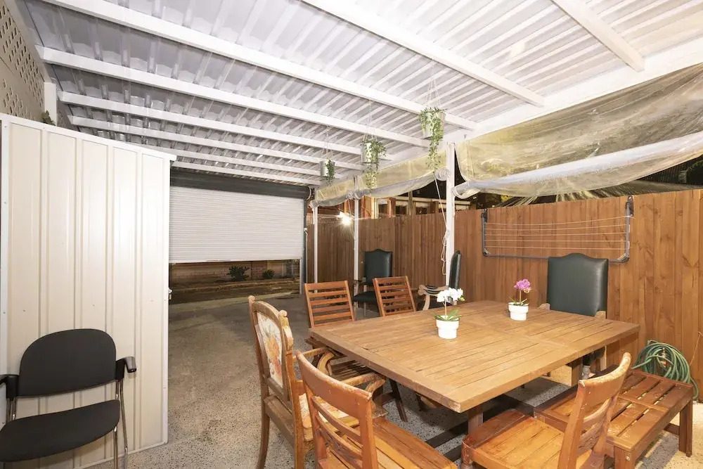 Luxury Villa Darlington - Vine