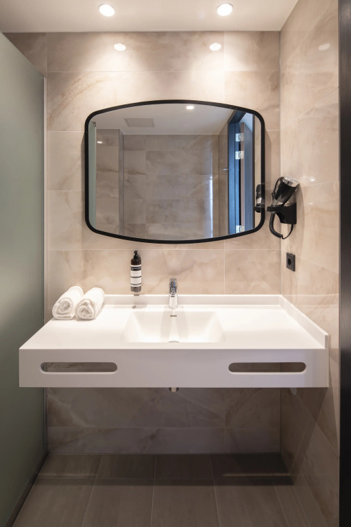 OZO Hotels De President Amsterdam Schiphol Airport