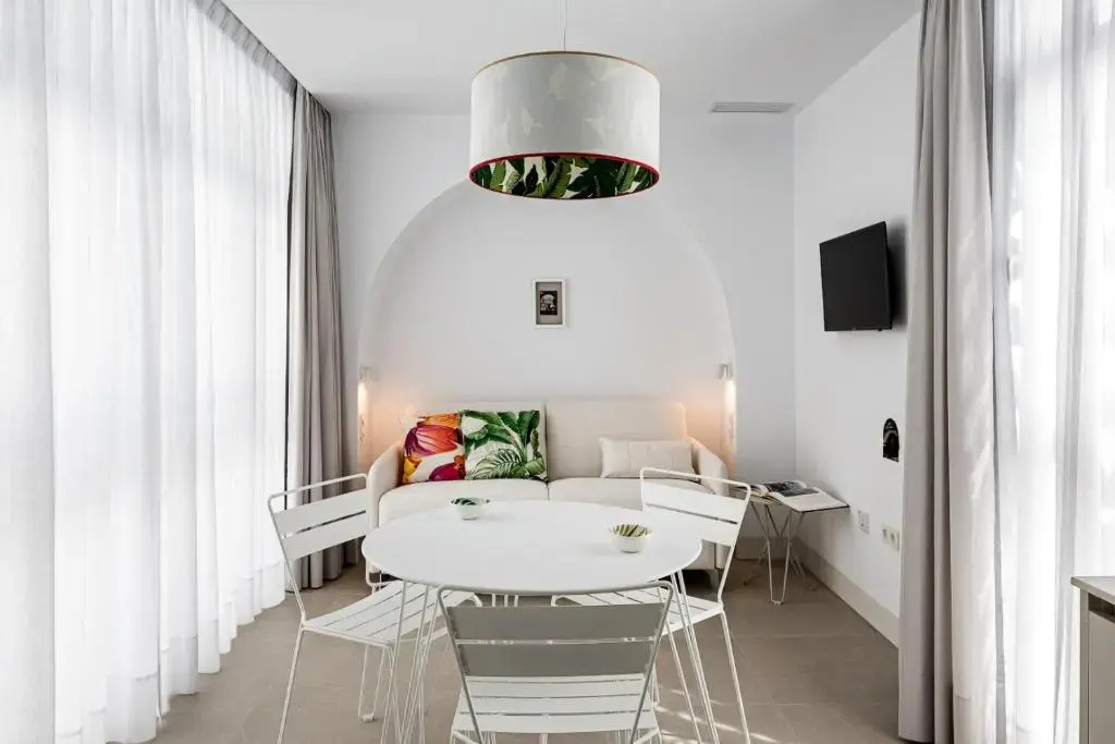 Apartamentos y estudios céntricos Conil Home Suite