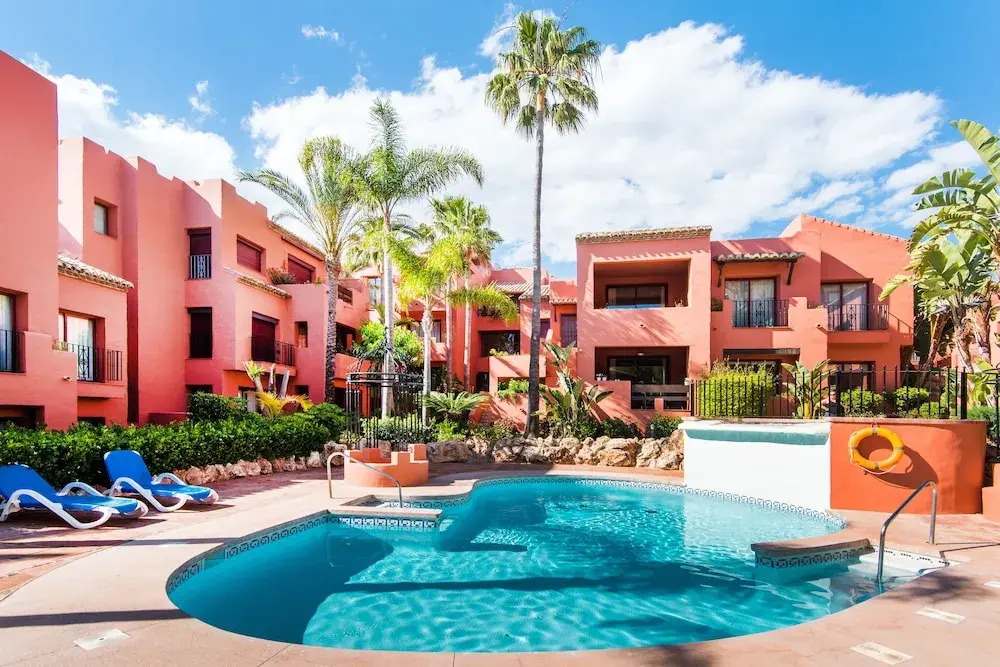 RentAndHomes Marbella Luxury Beach