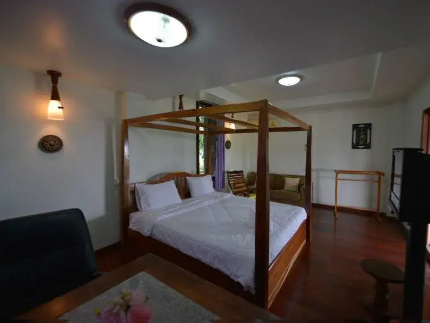 8 Praw View Hotel