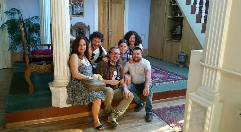 B&B Zafarbek