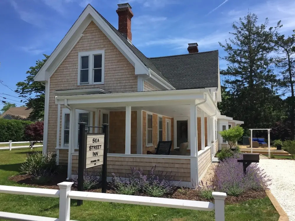 Sea Street Inn