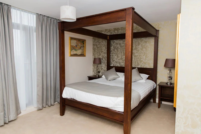 Hogs Back Hotel & Spa Nr Farnham