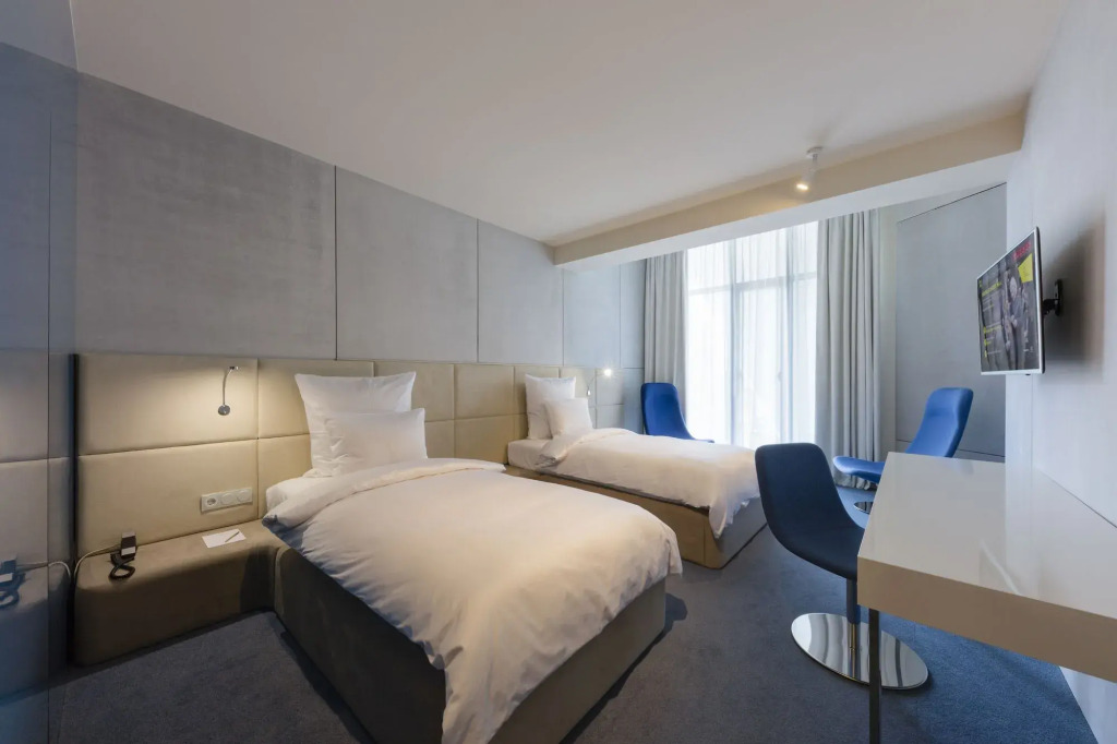 The Grove Design Hotel