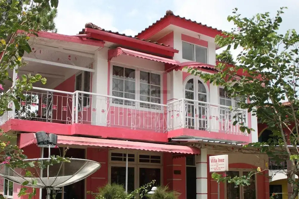 Villa Kota Bunga Sakura