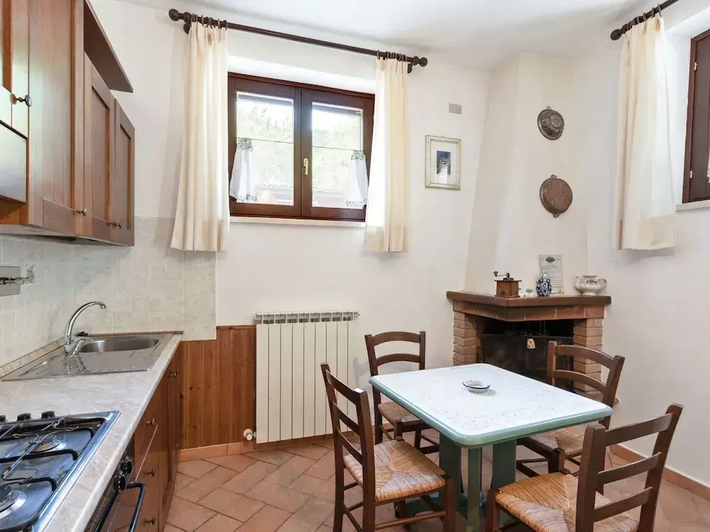 Apartment in Umbria Near Majestic Mountains