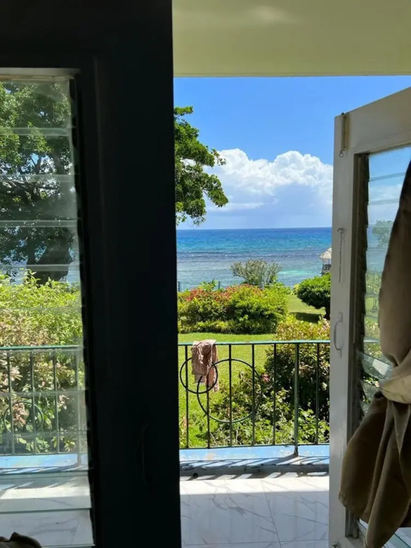 Immaculate 1-bed House in Ocho Rios