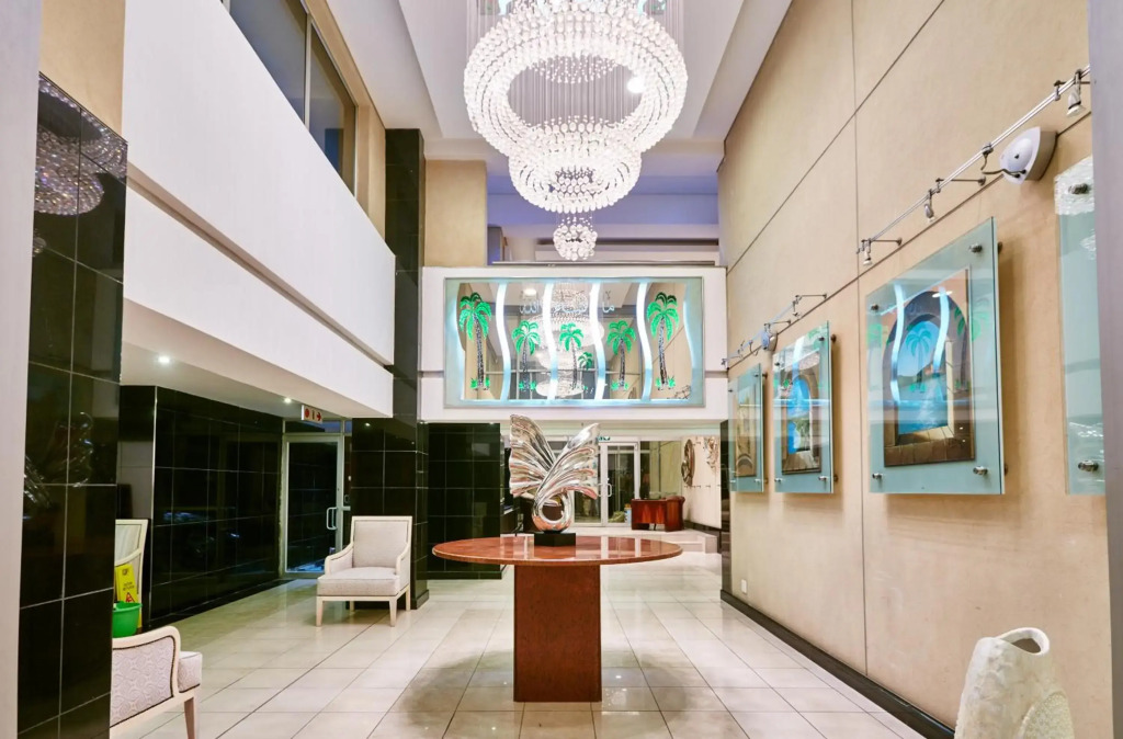 Palm Continental Hotel