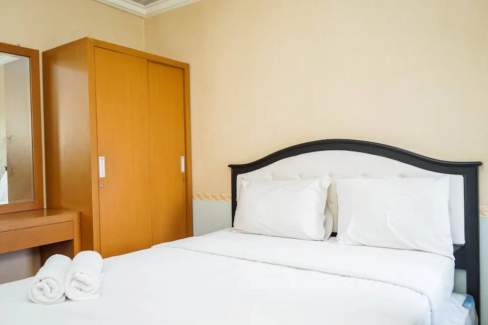 Fully Furnished 2BR Apartment at Great Western Resort
