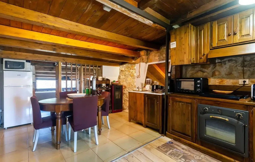 Gorgeous Home In Acquaviva Delle Fonti
