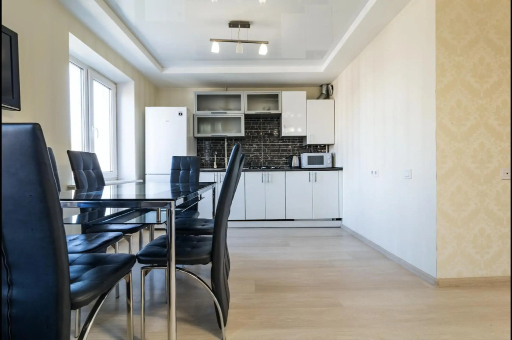 Luxury 2-bedroom Most City Area, center