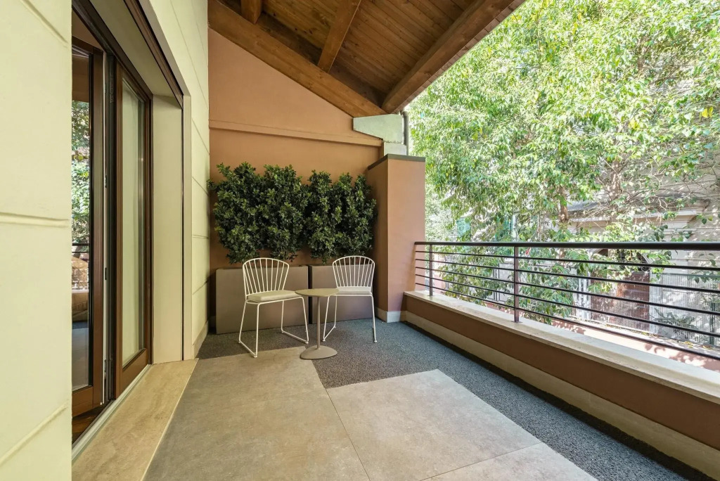 Loly Boutique Hotel
