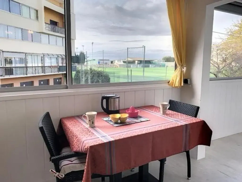 Appartement Balaruc-les-Bains, 2 pièces, 4 personnes - FR-1-503-84