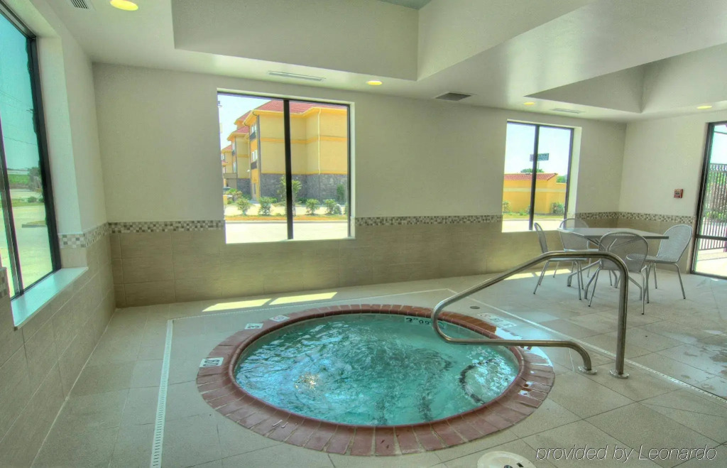 Holiday Inn Express Conway by IHG