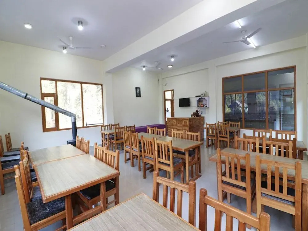 Oyo 23570 Hotel New Tashila