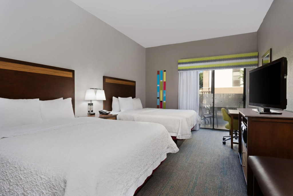 Hampton Inn & Suites Fort Myers Beach/Sanibel Gateway