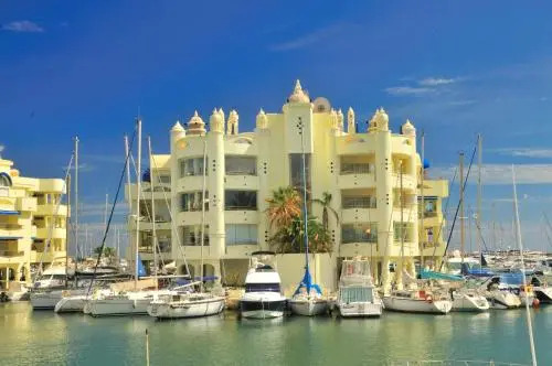 Luxury rentals Puerto marina Benalmadena