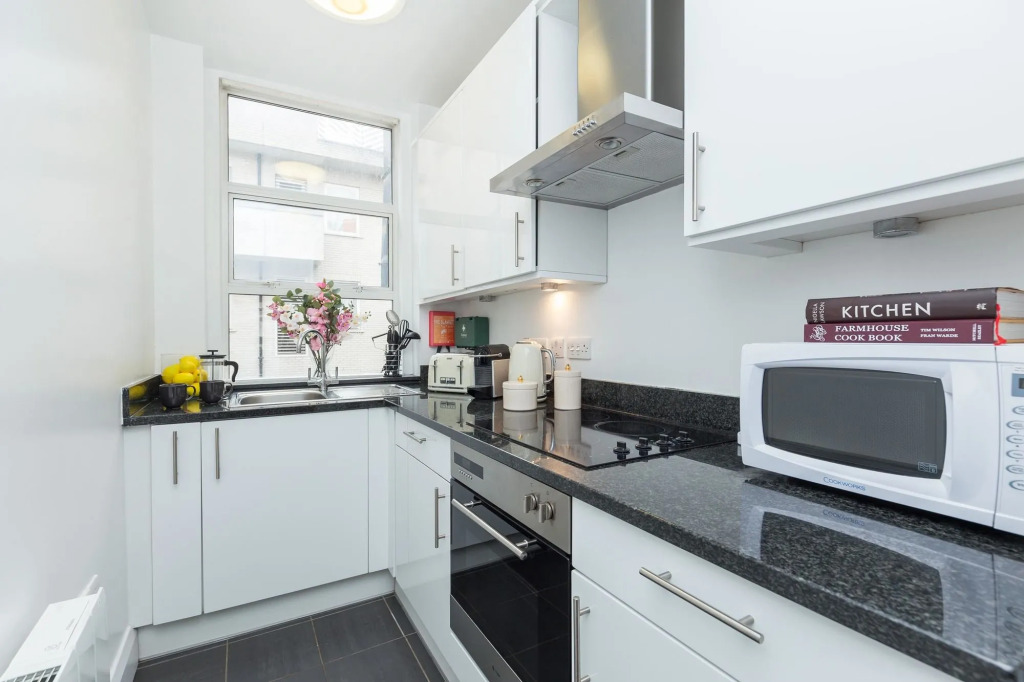 Chiltern And Baker Luxury Suites