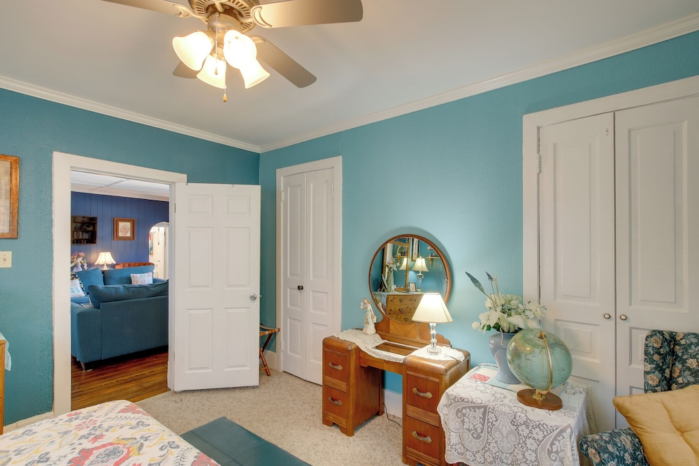 Eclectic Manitowoc Vacation Rental Near Marina!