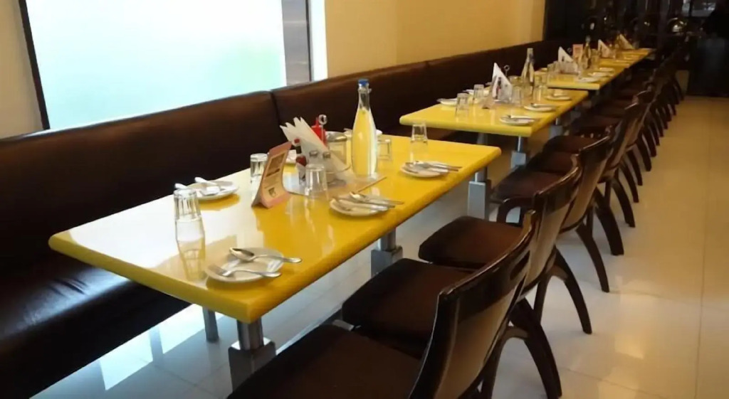Nestor Hotel, Mumbai