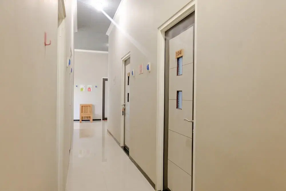 Gerbera House - Kos Putri by OYO Rooms