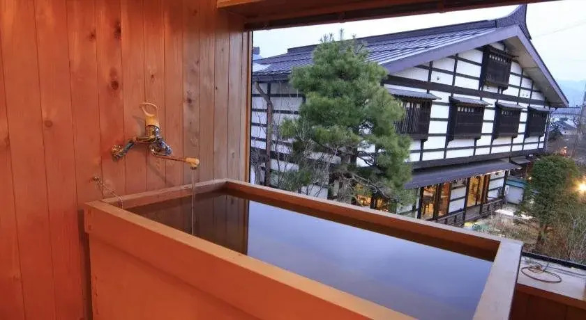 Tsuki no Shizuka