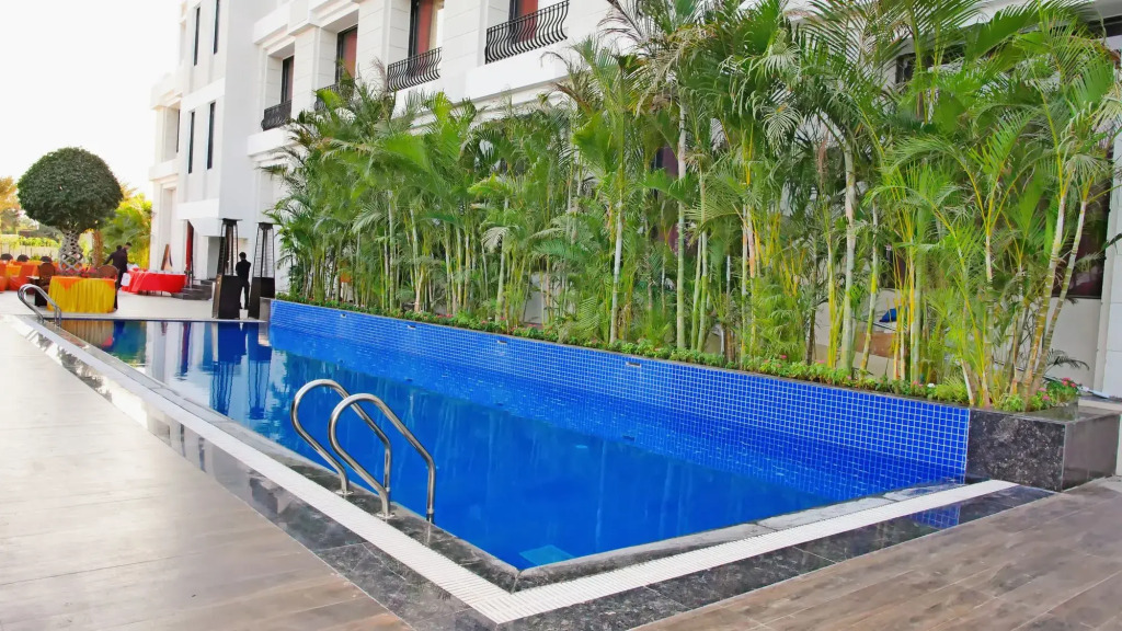 Pride Hotel & Convention Centre Indore