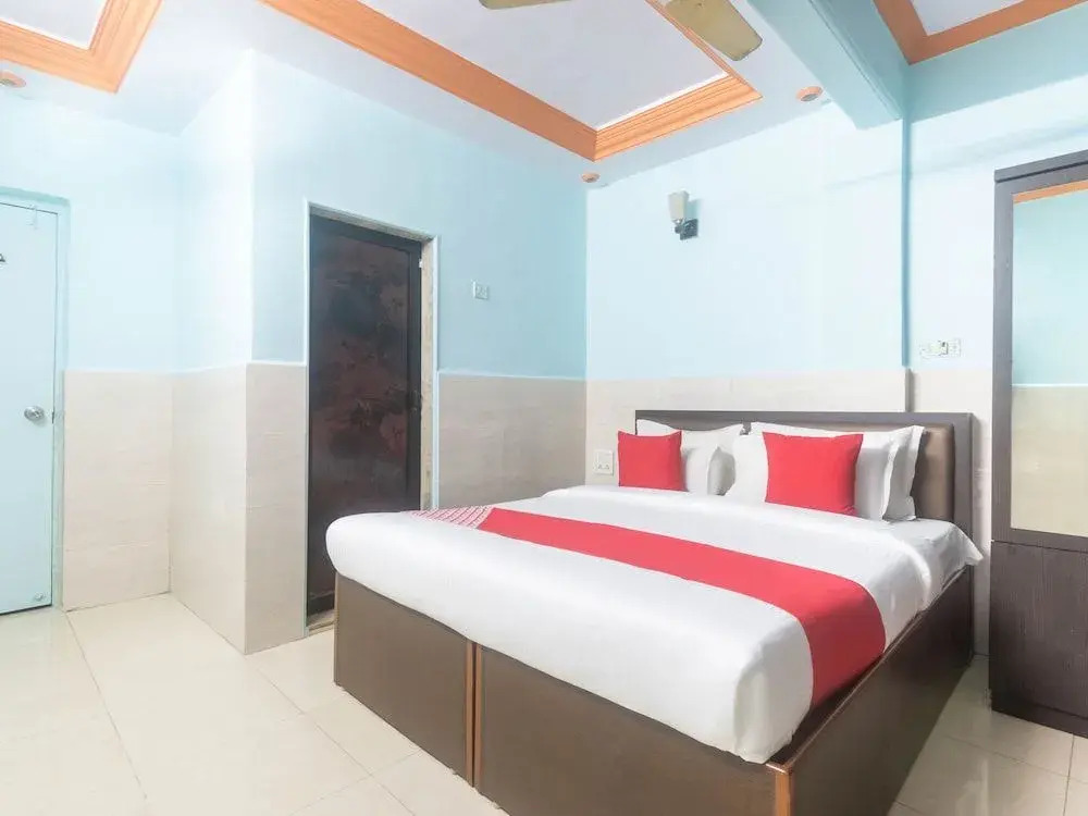 OYO 44090 Hotel Classic Residency
