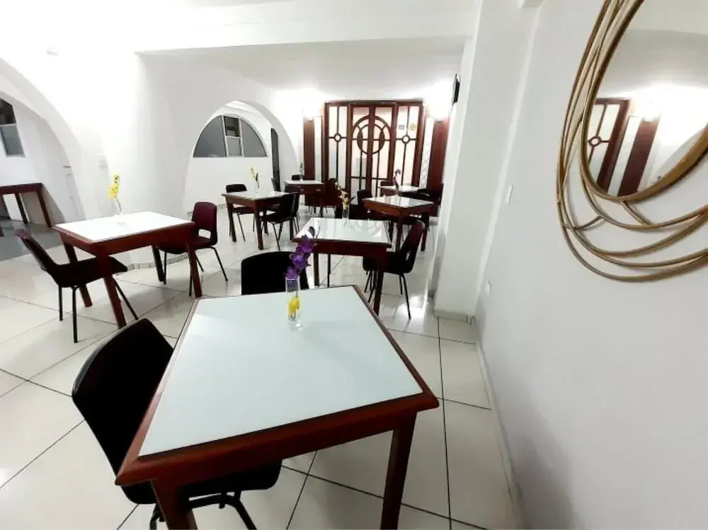 Hotel Santorini la 70