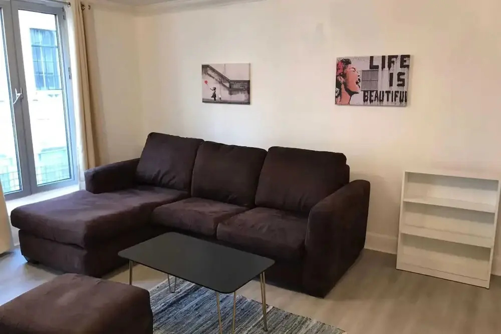 Spacious 1 Bedroom Flat Near Charterhouse Square