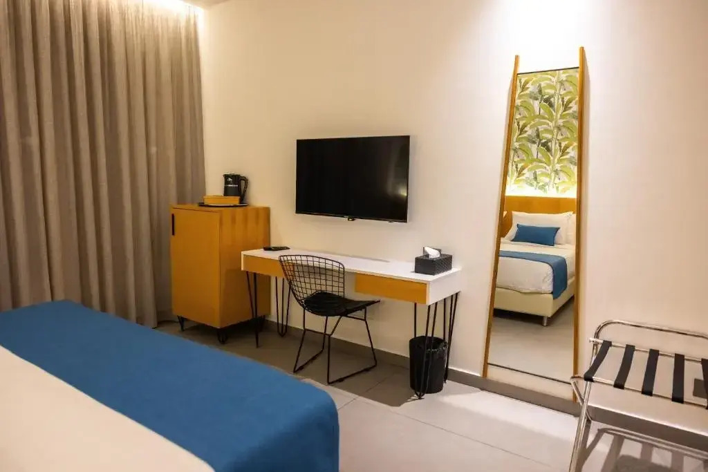 Le Grove Hotel - Superior Boutique