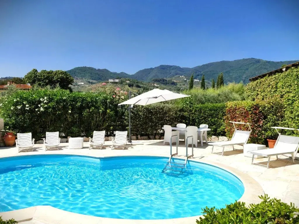 Tuscan Villa exclusive use of private pool A/C Wifi Villa Briciola