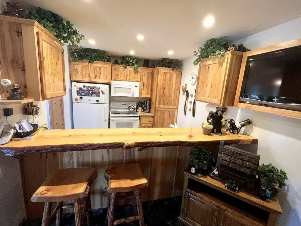 141 Premium Condo