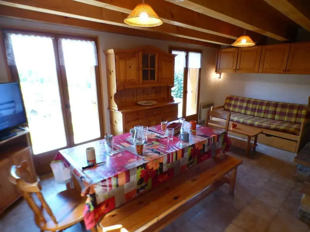 Chalet Les Saisies, 4 pièces, 8 personnes - FR-1-594-42