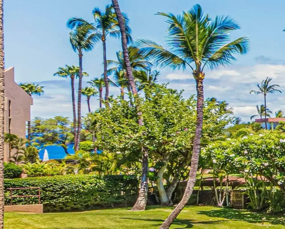 Aloha Kamaole Steps from Sand in Maui