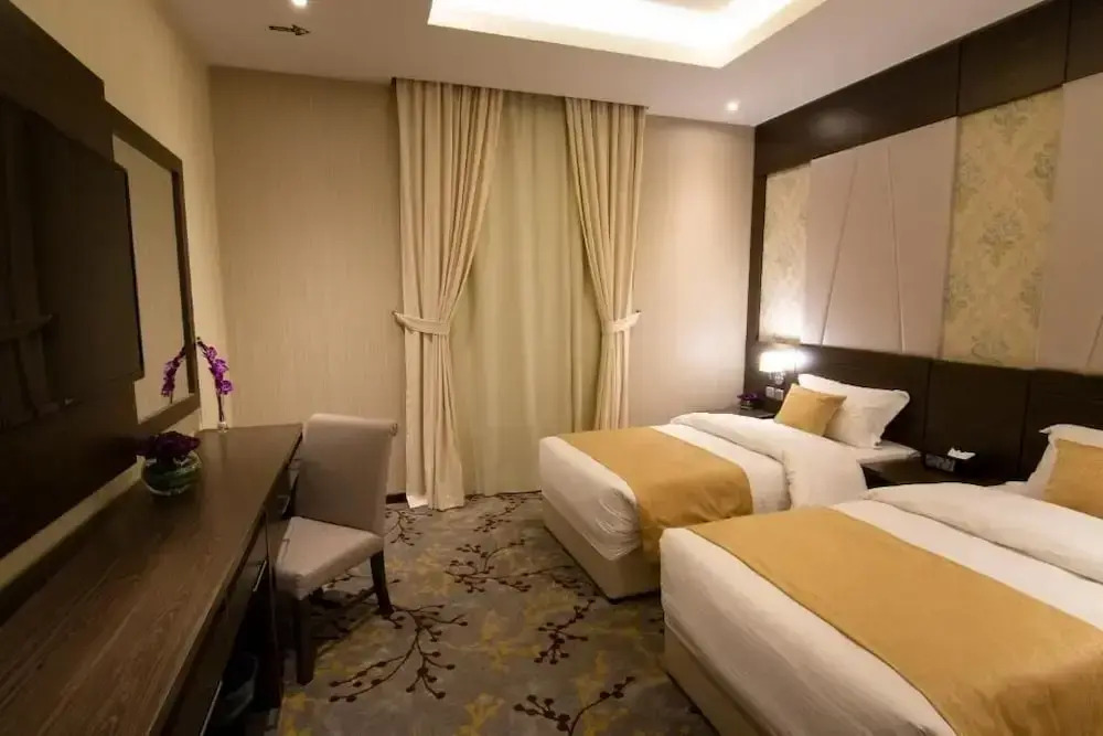 Ayan Hotel