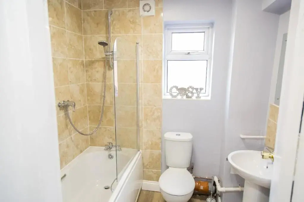 The Kensington House - Contemporary Accommodation in Nottingham