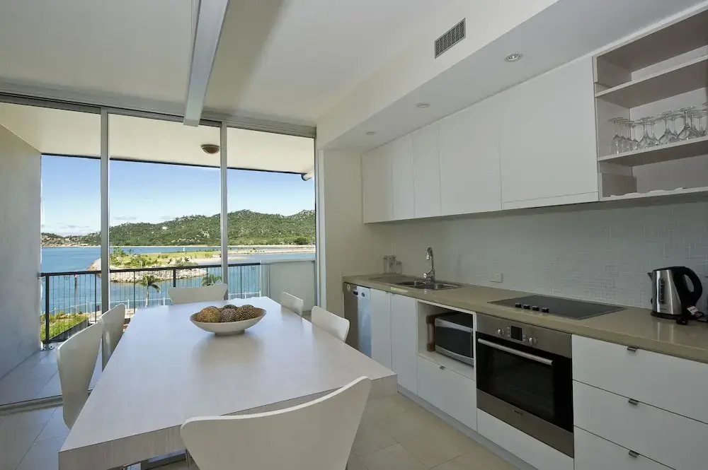 1 Bright Point Apartment 1402