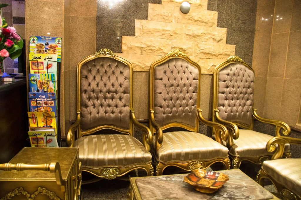La Fontaine Janesta Suites