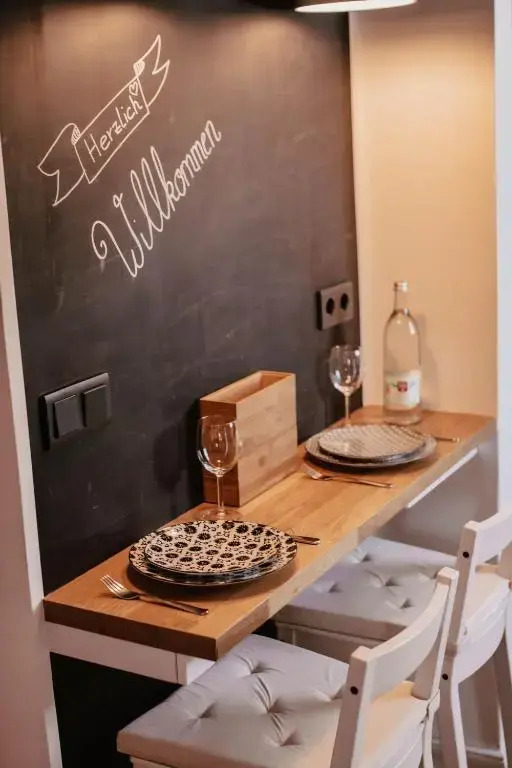 Apartment 25