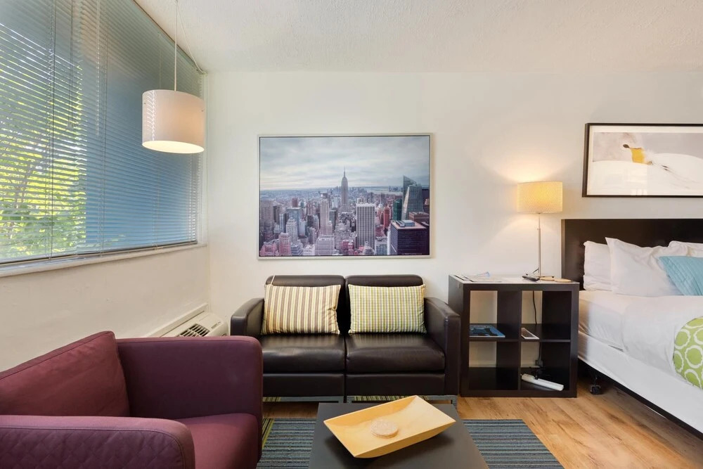 CCE Cute Cozy Studio Next-door to Midtown